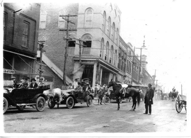 Main Oak on Remembering Downtown Mount Airy