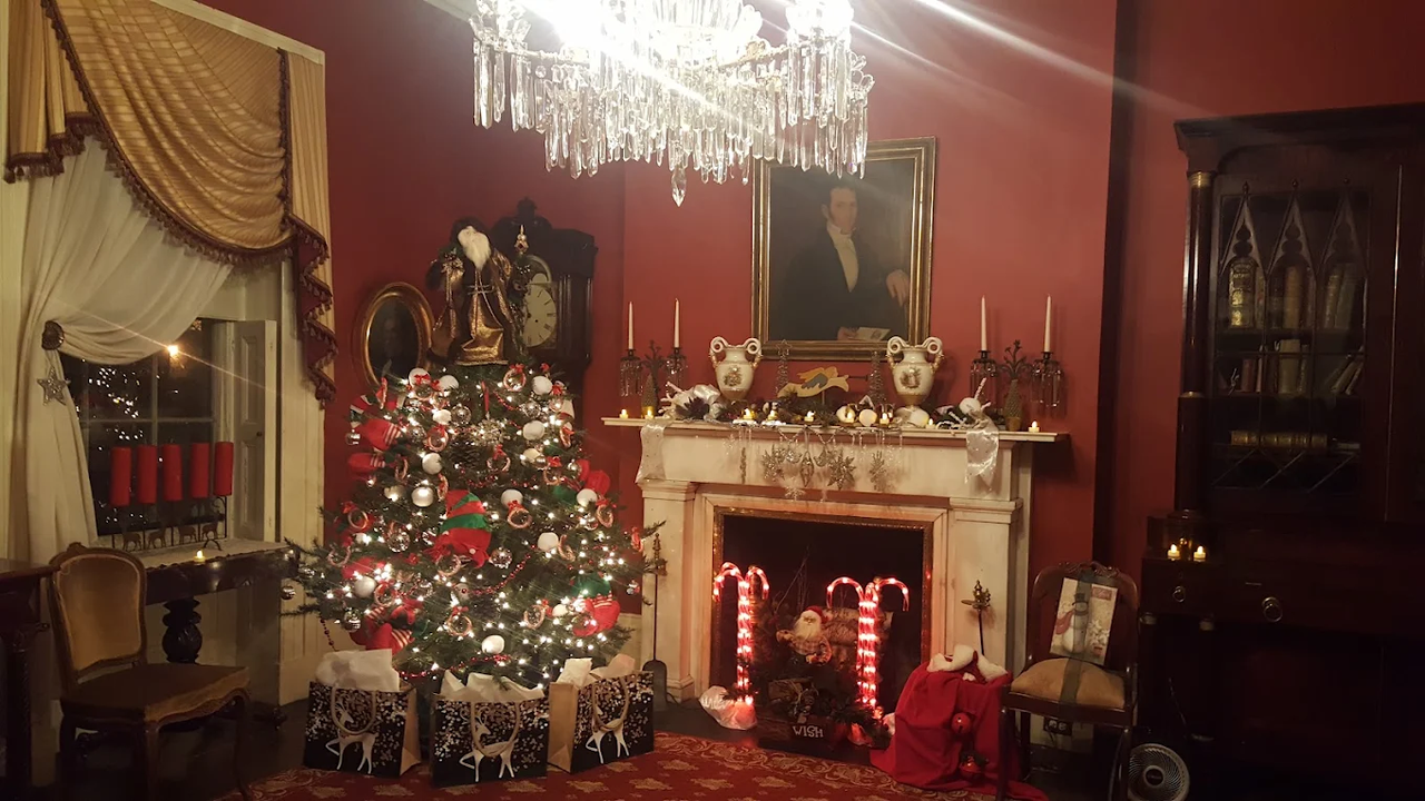 Holiday Tour of Ten Broeck Mansion