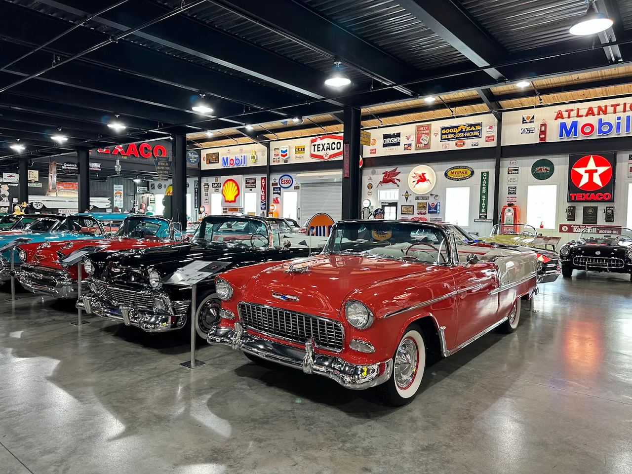 Barry’s Car Barn