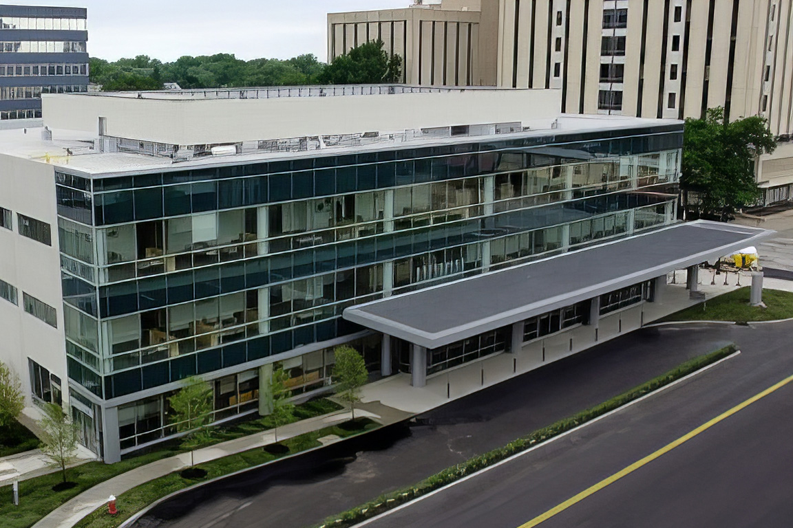 Cleveland Clinic - Lakewood Family Health Center on Lakewood Chamber Holiday Elf Hunt