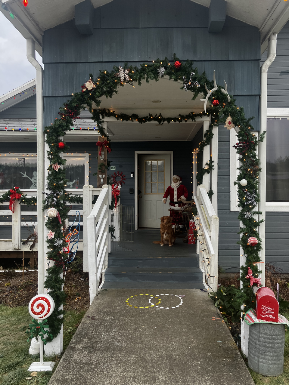 Vintage Santa on McCleary Christmas Light Map