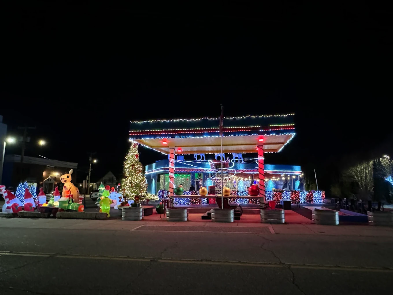 Santa's Sleigh Station