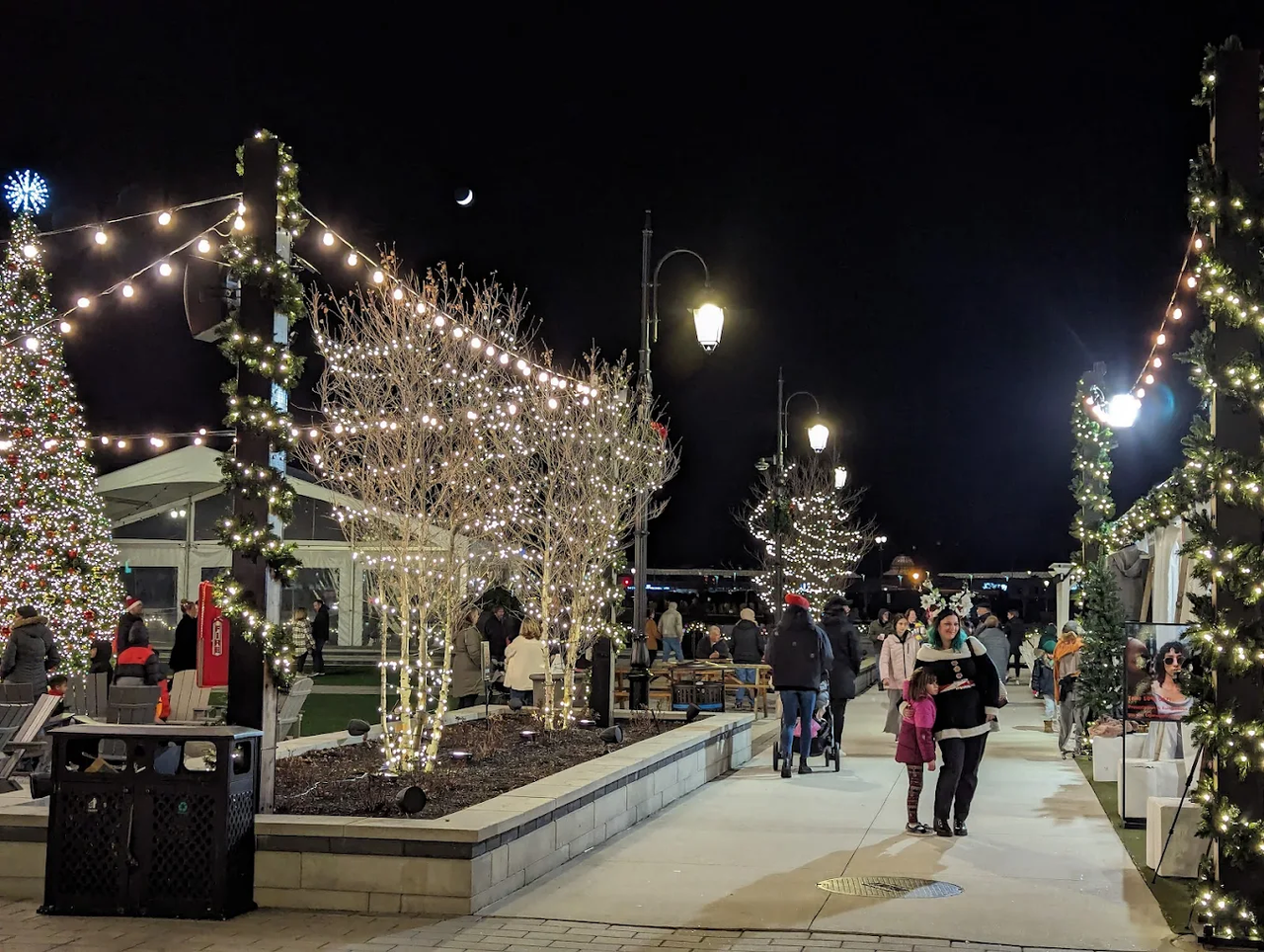 Holiday Shoppes at Tuscan Village
